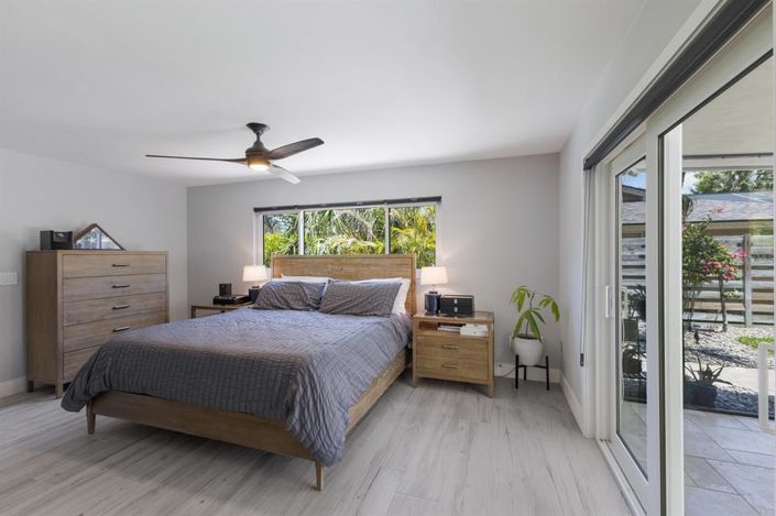 Image No.24-4 Bed Property for sale