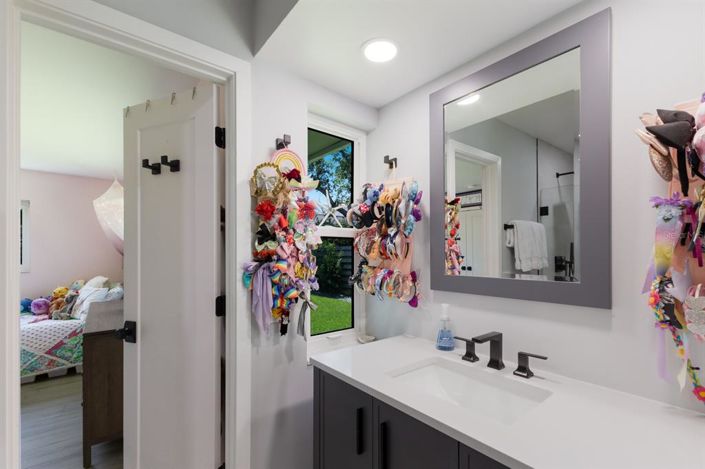 Image No.35-4 Bed Property for sale