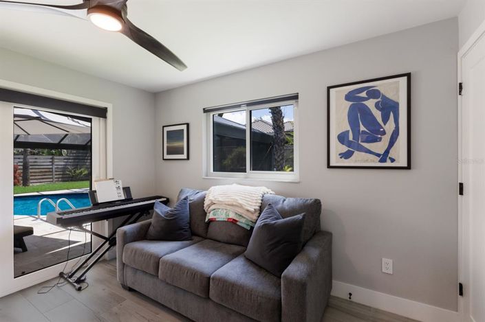 Image No.38-4 Bed Property for sale