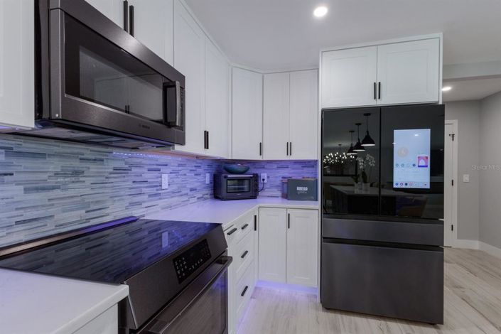 Image No.44-4 Bed Property for sale