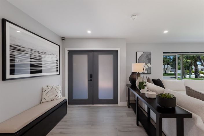 Image No.5-4 Bed Property for sale