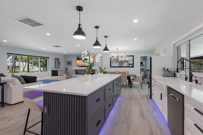 Image No.8-4 Bed Property for sale