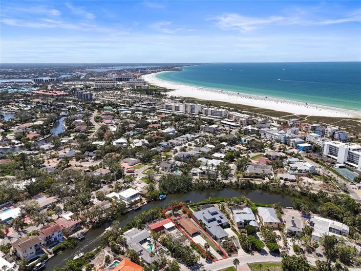 Image No.2-2 Bed Property for sale