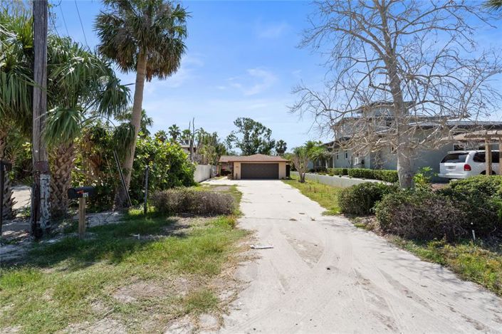 Image No.22-2 Bed Property for sale