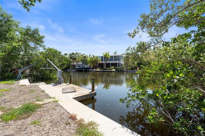 Image No.33-2 Bed Property for sale