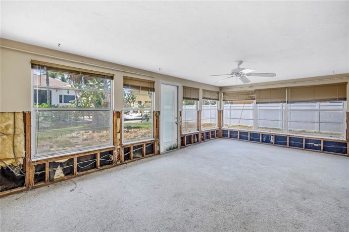 Image No.19-3 Bed Property for sale