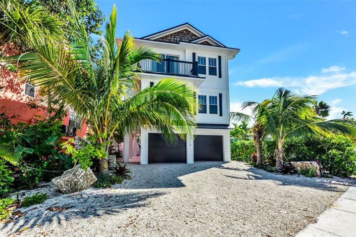 Image No.2-7 Bed Property for sale