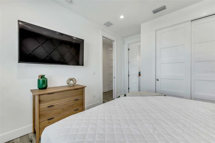 Image No.41-7 Bed Property for sale