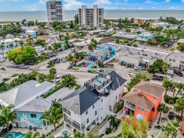 Image No.54-7 Bed Property for sale