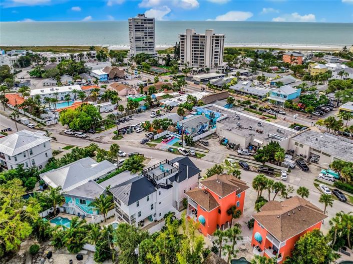 Image No.55-7 Bed Property for sale