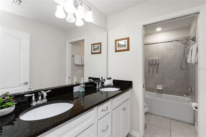 Image No.38-7 Bed Property for sale