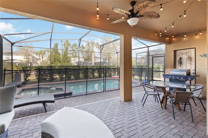 Image No.43-7 Bed Property for sale