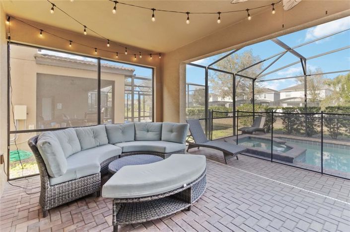 Image No.45-7 Bed Property for sale