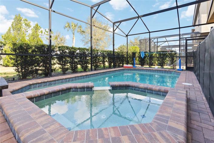 Image No.47-7 Bed Property for sale