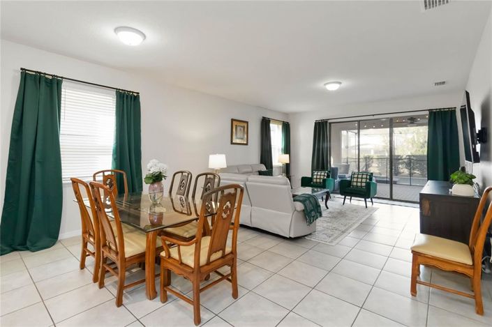 Image No.7-7 Bed Property for sale