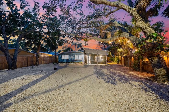 Image No.2-Propriété de 3 chambres à vendre à Sarasota