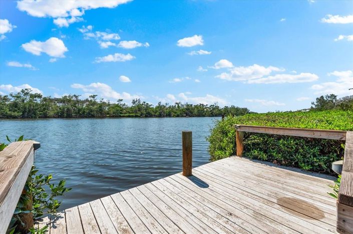 Image No.5-Propriété de 3 chambres à vendre à Sarasota