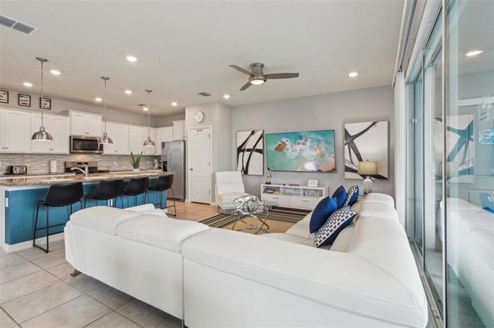 Image No.14-5 Bed Townhouse for sale