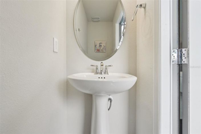 Image No.22-5 Bed Townhouse for sale