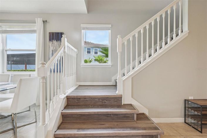 Image No.24-5 Bed Townhouse for sale