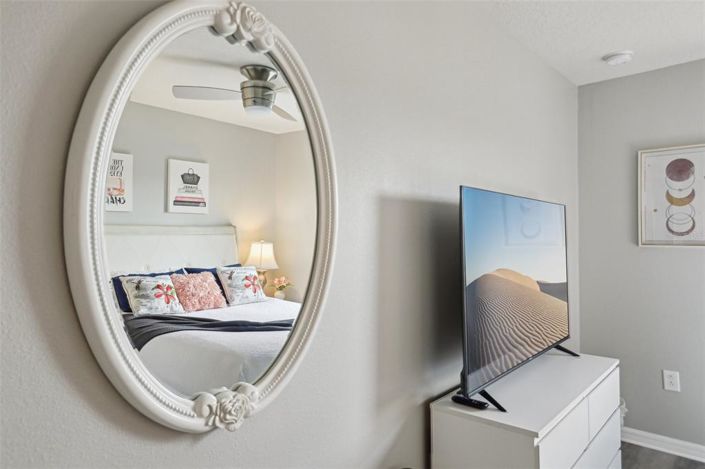 Image No.36-5 Bed Townhouse for sale