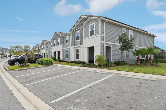 Image No.5-5 Bed Townhouse for sale