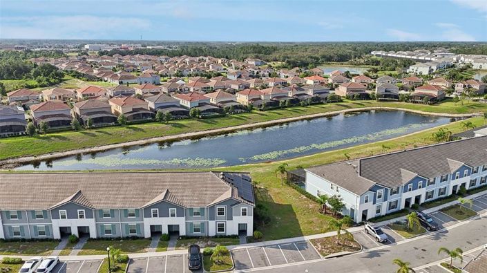 Image No.55-5 Bed Townhouse for sale