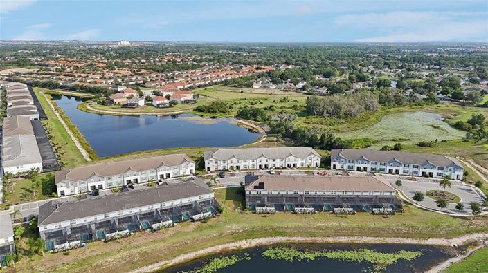 Image No.56-5 Bed Townhouse for sale