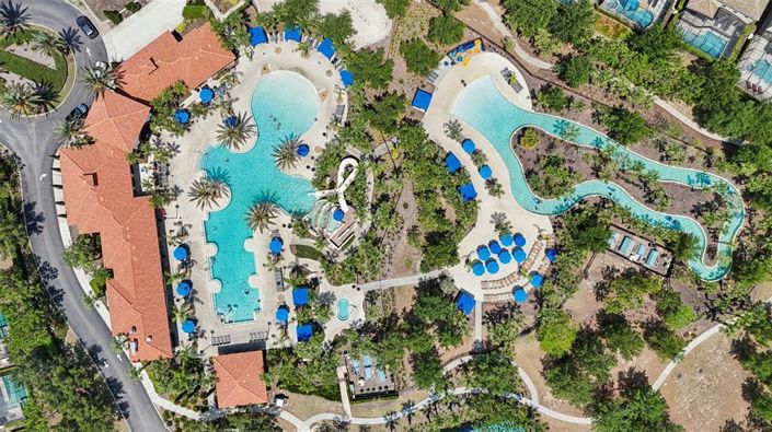 Image No.61-5 Bed Townhouse for sale