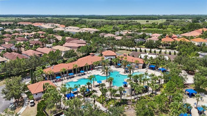 Image No.62-5 Bed Townhouse for sale