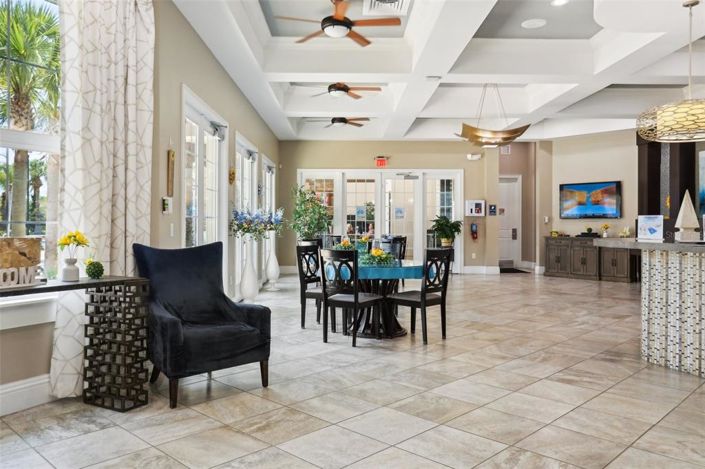 Image No.68-5 Bed Townhouse for sale