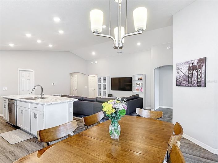 Image No.20-3 Bed Property for sale