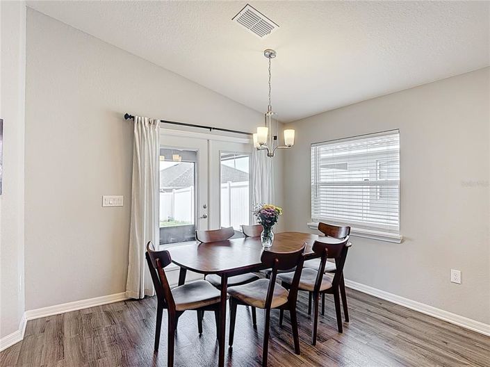 Image No.22-3 Bed Property for sale