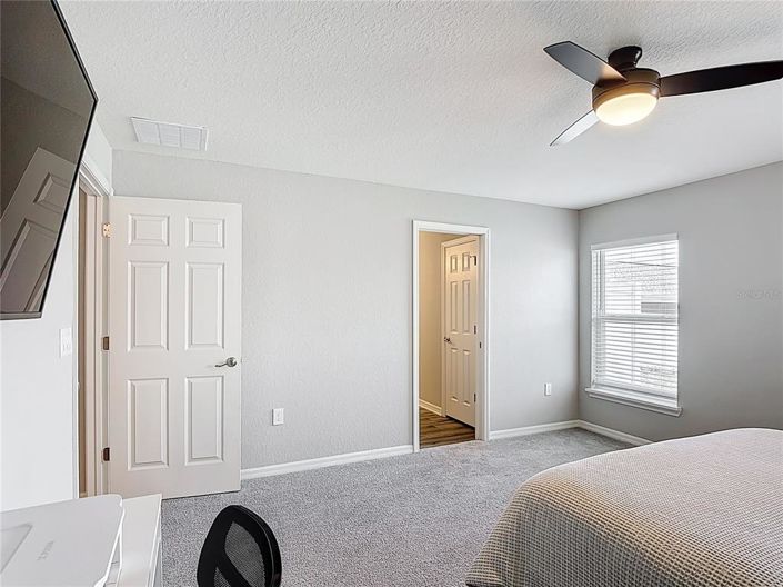 Image No.40-3 Bed Property for sale