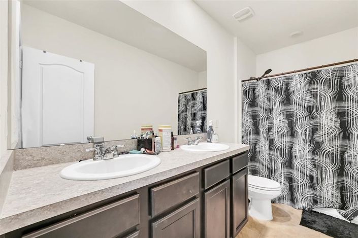 Image No.15-3 Bed Townhouse for sale