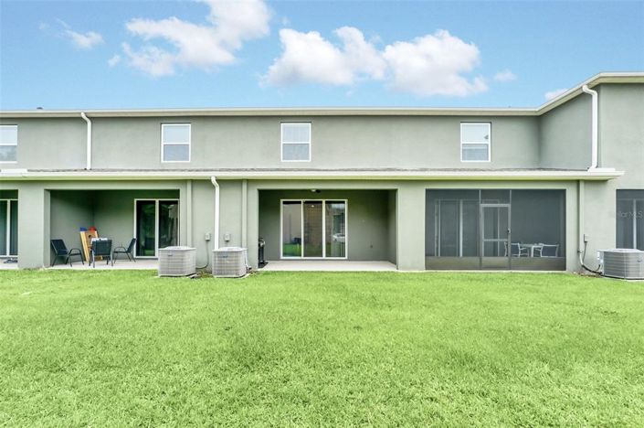 Image No.22-3 Bed Townhouse for sale