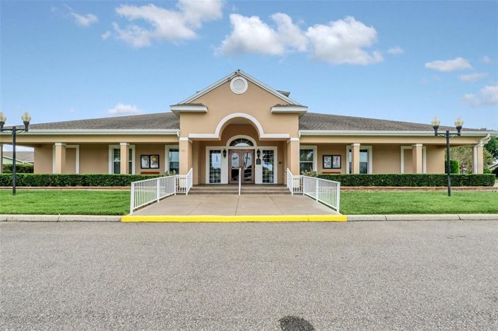 Image No.23-3 Bed Townhouse for sale