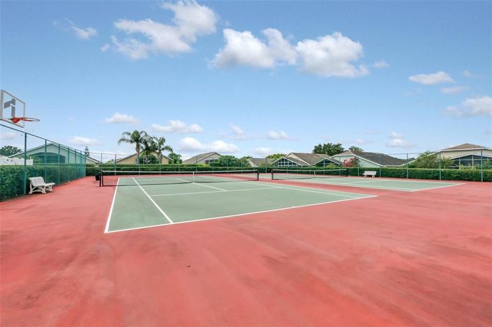 Image No.27-3 Bed Townhouse for sale