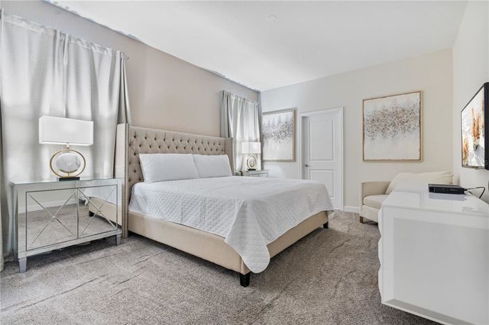 Image No.17-8 Bed Property for sale