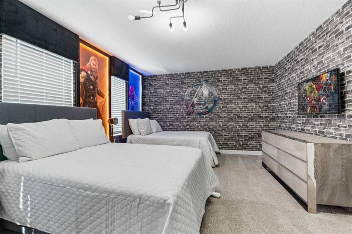 Image No.51-8 Bed Property for sale