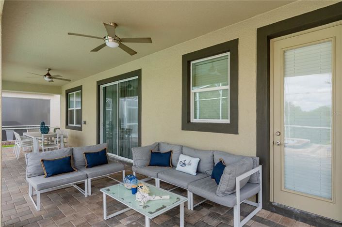 Image No.62-8 Bed Property for sale