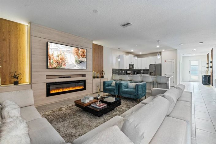 Image No.7-8 Bed Property for sale