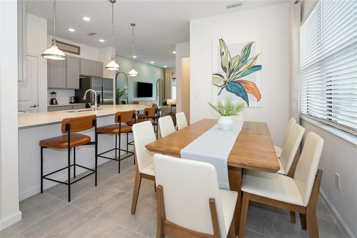 Image No.10-5 Bed Townhouse for sale