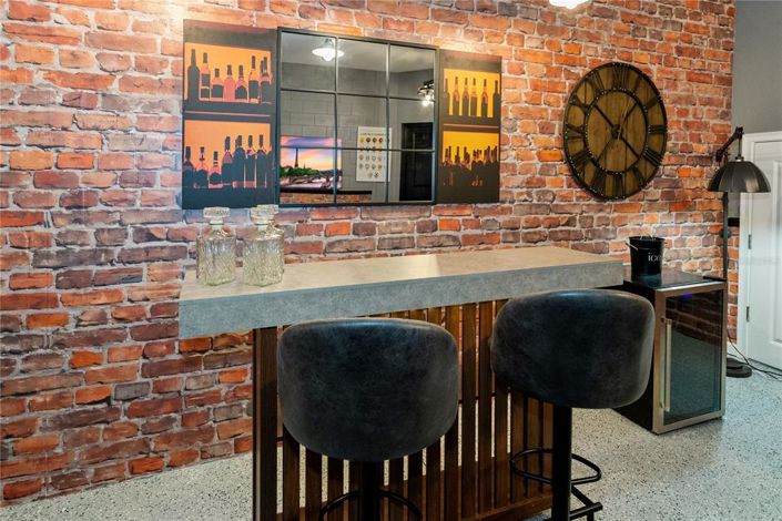 Image No.19-5 Bed Townhouse for sale