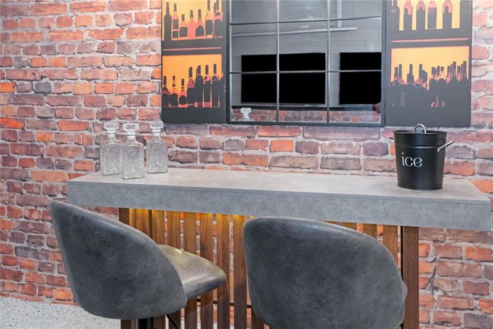 Image No.24-5 Bed Townhouse for sale