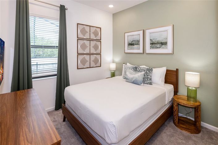 Image No.33-5 Bed Townhouse for sale