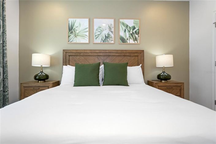 Image No.42-5 Bed Townhouse for sale