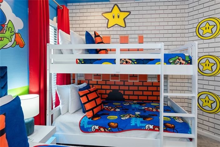 Image No.48-5 Bed Townhouse for sale