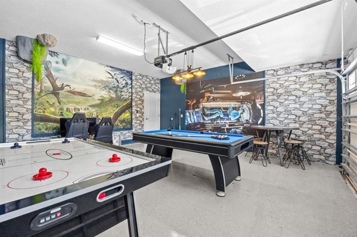 Image No.41-6 Bed Property for sale