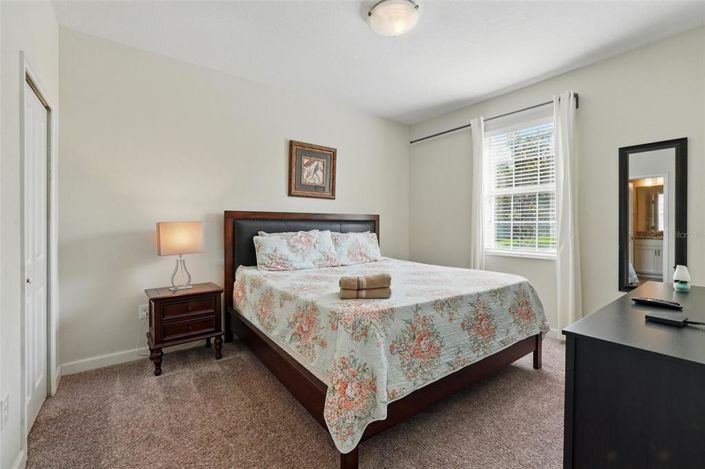 Image No.26-8 Bed Property for sale